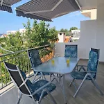 Lana Brodarica (Sibenik-Knin)