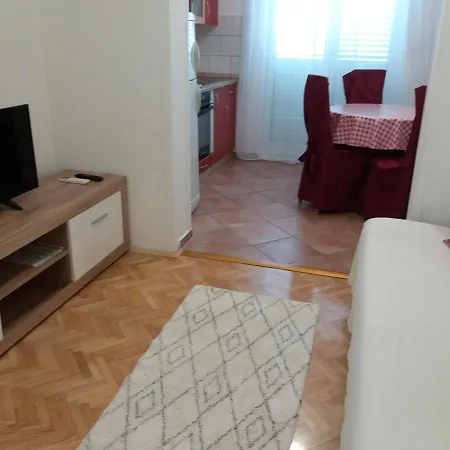 Apartment Lana