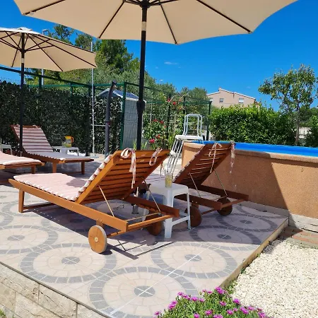 Lana Appartement Brodarica (Sibenik-Knin)