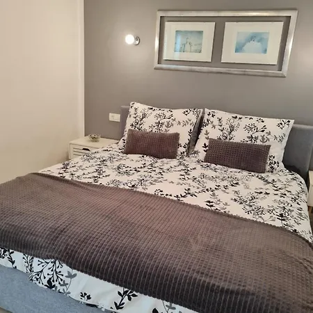 Lana Apartment Brodarica (Sibenik-Knin)